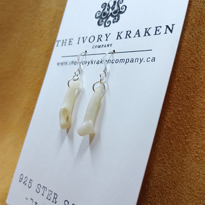 Black Bear Teeth Earrings - 925 Sterling Silver (C)